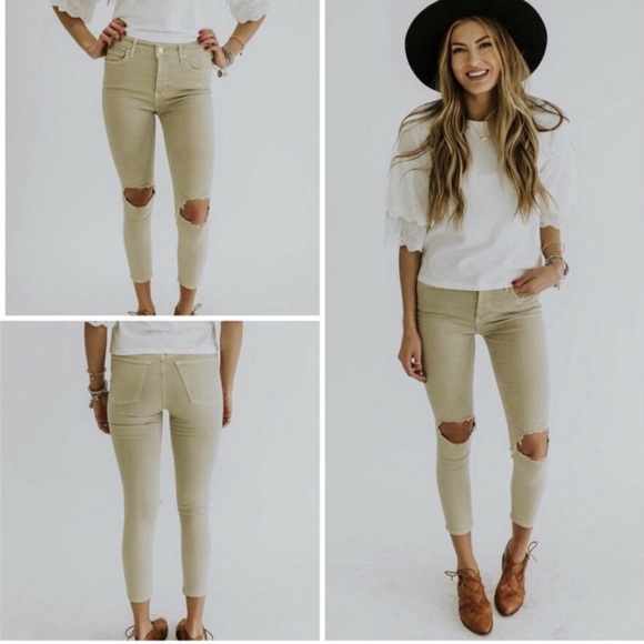 The Free People High Rise Busted Khaki Distressed Skinny Jeans-Size 31 -NWT - Picture 1 of 12